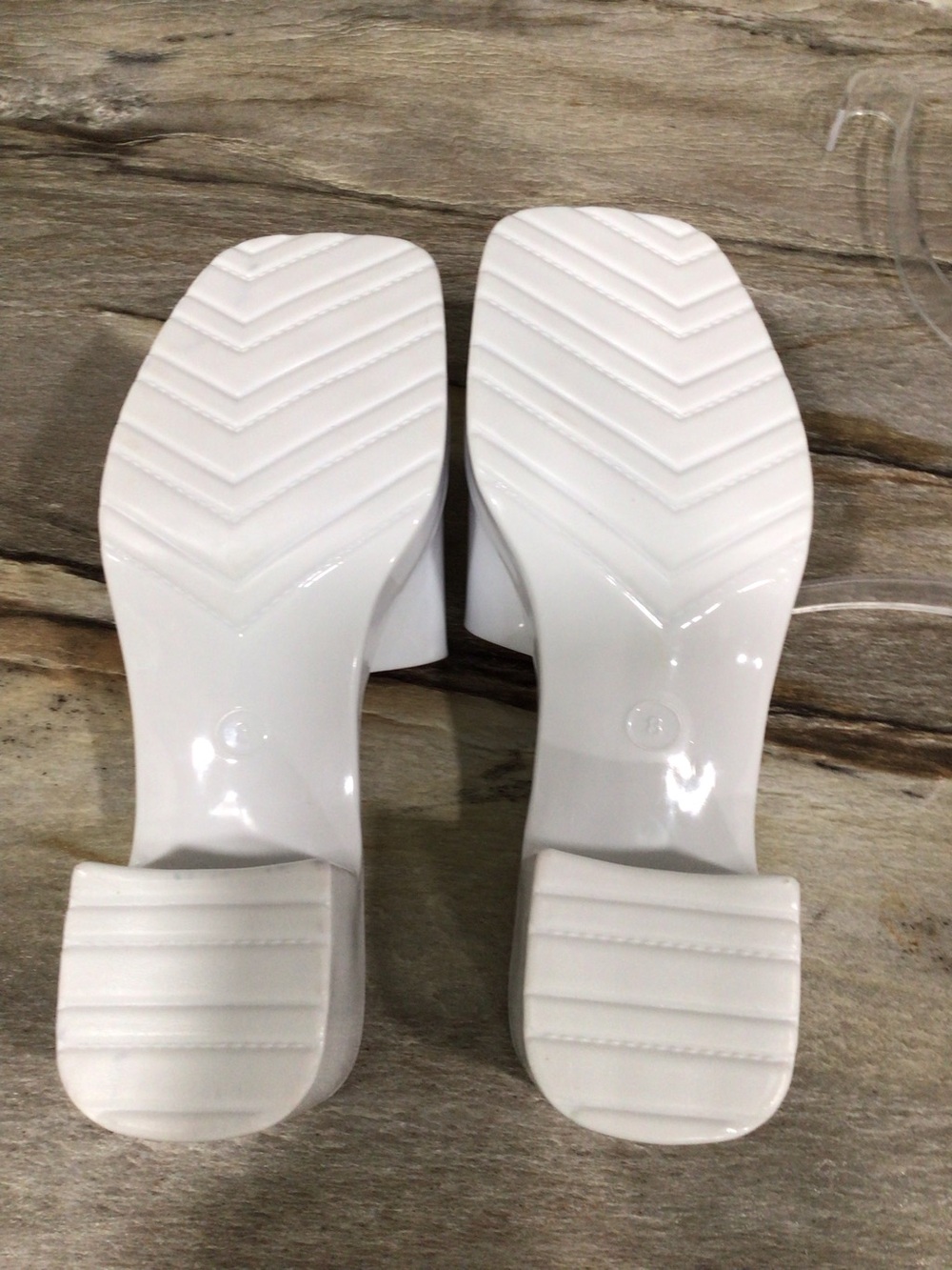 BEACH by Matisse Womens Wade White Block Heel Slip-On Jelly Sandal Size 8M - Picture 7 of 13